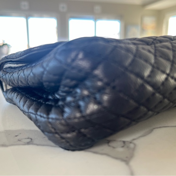 Bally - Double Flap Quilted Lamb Skin Shoulder Bag - Black - Vintage - EUC - Picture 12 of 17